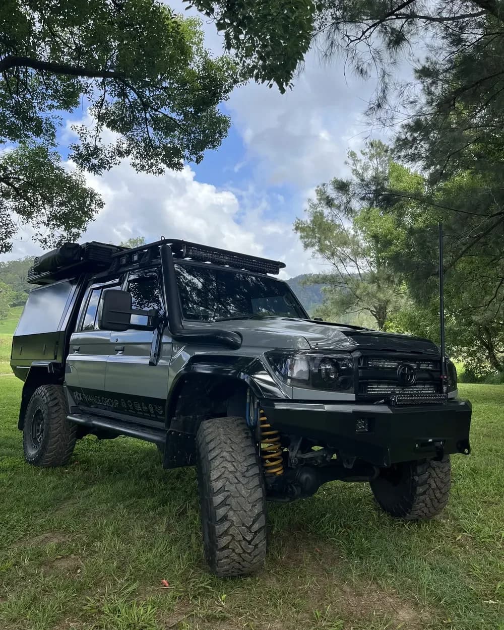 Drewsy's 79 front on, the lifted suspension and coilovers showing.
